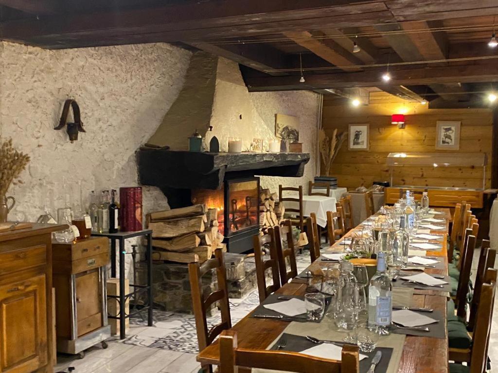 Le Prieure Hotel Uvernet-Fours Kültér fotó