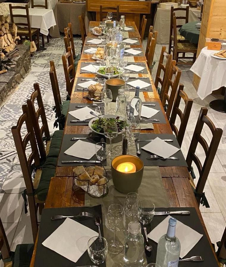 Le Prieure Hotel Uvernet-Fours Kültér fotó