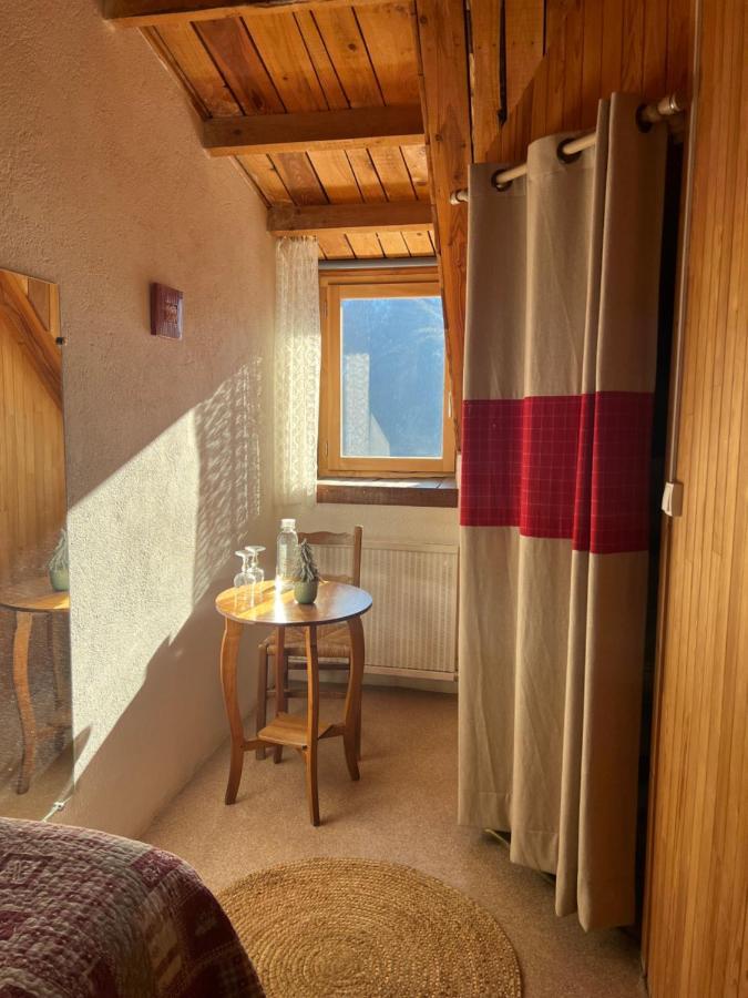 Le Prieure Hotel Uvernet-Fours Kültér fotó