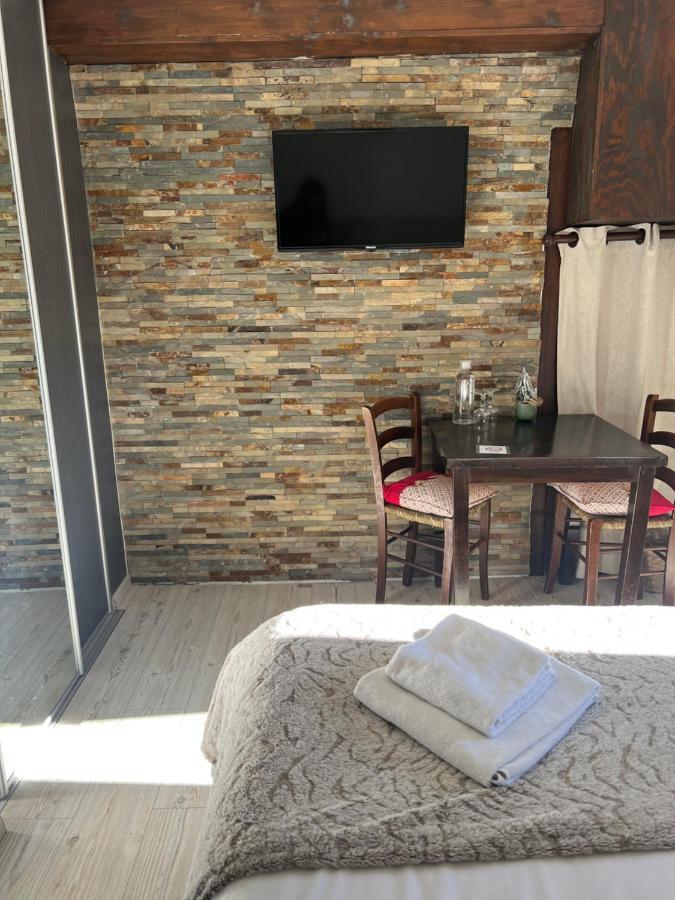 Le Prieure Hotel Uvernet-Fours Kültér fotó