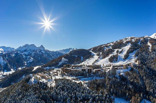 Le Prieure Hotel Uvernet-Fours Kültér fotó